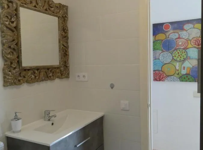 Casa Rosalia Коральео